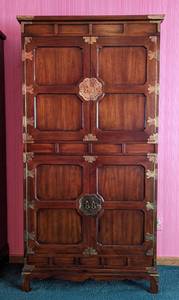 lot 18 image: Henredon Chinoiserie Hollywood Regency Mahogany and Brass Armoire Dresser