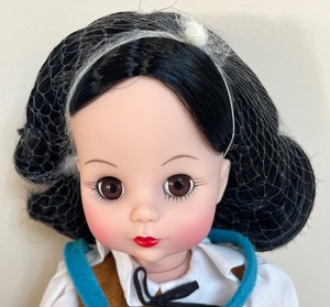 lot 379 image: Madame Alexander Scarlett and Snow White Collectible Dolls