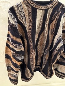 lot 471 image: Vintage Mens Coogi Cashmere Sweater