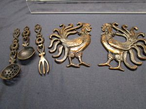 Pair Roosters & Utensils