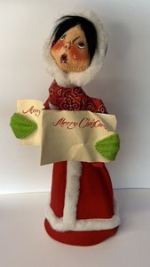 lot 59 image: 2 Annalee Dolls