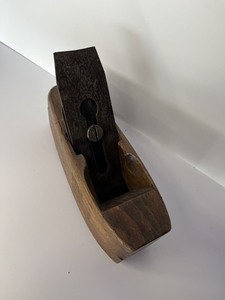 lot 63 image: Scioto Works Coffin Smoother Wood Plane Ohio tool company blade