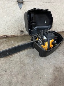 lot 90 image: Poulan Pro 20 50cc PP5020AV Gas Chain Saw