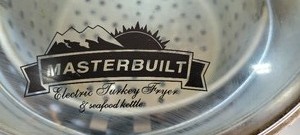 lot 109 image: Masterbuilt Electric Turkey Fryer & Seafood Kettle