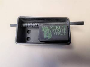 lot 85 image: HS Strut Push Button Yelper