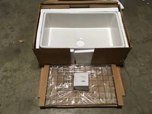 Lot of White Sink, good condition, review all pictures