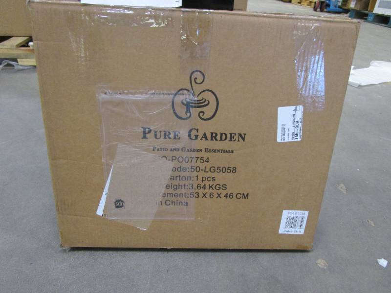 lot 408 image: Garden Edging Border- Flower Bed Fencing for Landscaping- Iris Fence, 5 Piece Set (OPEN BOX)