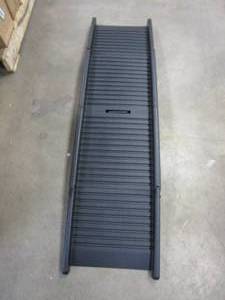 lot 734 image: Pet Trex 83-DT5276 2180 Home & Car Folding Pet Ramp (OPEN BOX)