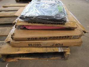 lot 756 image: Lot of 4 - Unknown Size Play Pens for Cats, Dogs, etc.  - Petmaker Brand (BLACK, PINK & BLUE (OPEN BOXES)