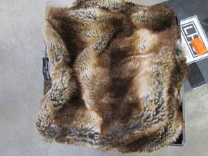 lot 775 image: Oversized Premium Amber Brown Fashion Faux Marten Sable Hypoallergenic Throw Blanket (OPEN PACKAGING)