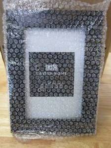 lot 805 image: Lavish Home 80-FR6P-2 4x6 Picture Frame Set-6 Pack-Gallery Photo Display-Black, 6 Count (OPEN BOX)