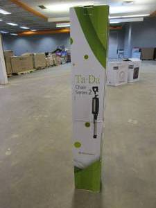 lot 241 image: Ta-Da Chair Series 2, Portable Trekking Hiking Pole, Folding Walking Stick with Seat (OPEN BOX)