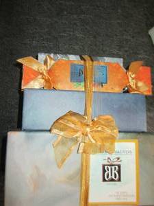 broadway basketeer gift box with ca...
