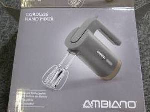 cordless hand mixer powers on no ch...