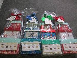 4 packages of holly jolly towers...
