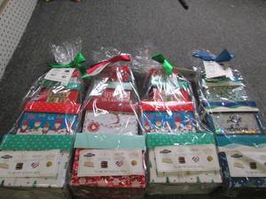 4 packages of holly jolly towers...