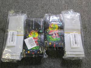 lot of small sealing baggies...