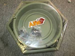 new green bird feeder set...