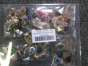 27 pcs shoe charms...