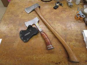 lot 200 image: Long handled axe and short handled ...