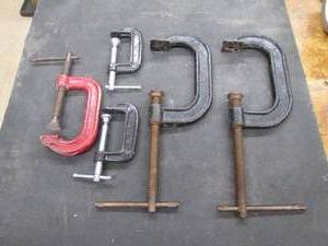 lot 212 image: Assorted C-clamps up through 4...