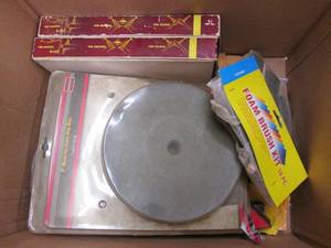 lot 268 image: Grinding wheels, corner clamps, foa...