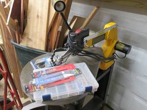 lot 4 image: Heavy duty Dewalt DW788 20 Scroll ...
