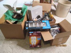 lot 57 image: Lot of home decor, lights, office s...