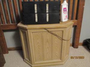 lot 68 image: Humidifier with extra filters and t...
