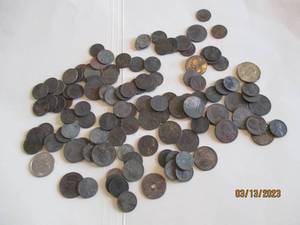 lot 82 image: Lot of mainly US coins...
