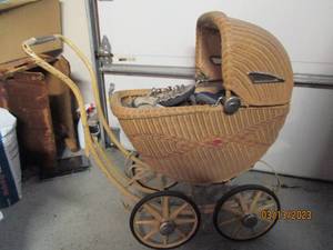 lot 295 image: Vintage buggy made of wicker...