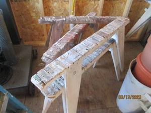 lot 134 image: 2 sets of saw horses...