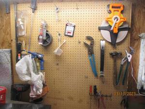 lot 157 image: Lot of hand tools and hardware...