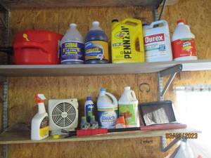 lot 177 image: Lot of automotive and other liquids...