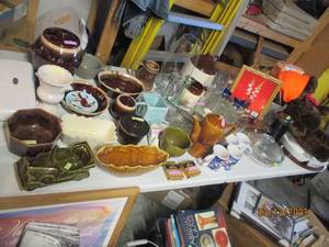 lot 196 image: Table full of collectibles, glass a...