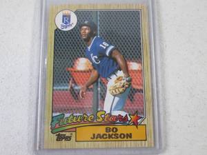 lot 18 image: 1987 Topps Bo Jackson Rookie Card...