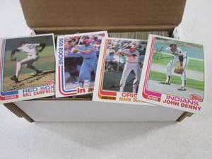 lot 33 image: Box Of 1982 Topps Basebal Cards...