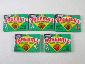lot 34 image: 5 1989 Bowman Packs...