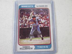 lot 37 image: 1973 Topps Harmon Killebrew Card...