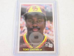 lot 50 image: 1994 Donruss Tony Gwynn Anniversary...