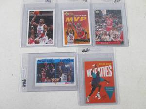 lot 70 image: 5 Michael Jordan Upper Deck & Hoops...
