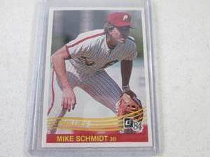 lot 128 image: 1984 Donruss Mike Schmidt Card...