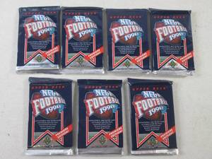 lot 190 image: 7 1991 Upper Deck Football Packs...