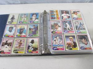 lot 193 image: 1980 - 1992 Football Card Album Ful...