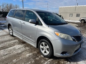 2011 Toyota Sienna Handicap Van