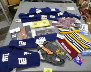 lot 26 image: 27 New headbands