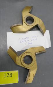 lot 128 image: Two wood shaper knives 1 inch bore K1042 and K1037