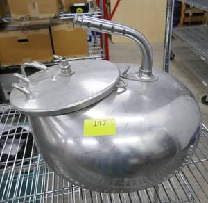 lot 147 image: Milking machine canpot