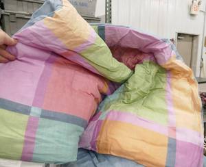 lot 153 image: Queen comforter 86x86 pastel large squares pattern