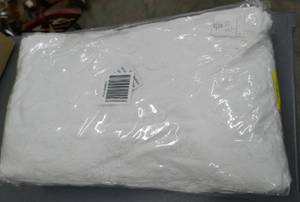 lot 157 image: White King size Polka Dot pattern chenille bedspread 118x118
